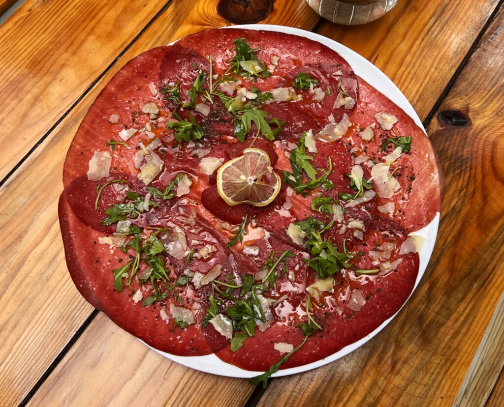 Carpaccio di Breasola della Valtellina at Aqafarina