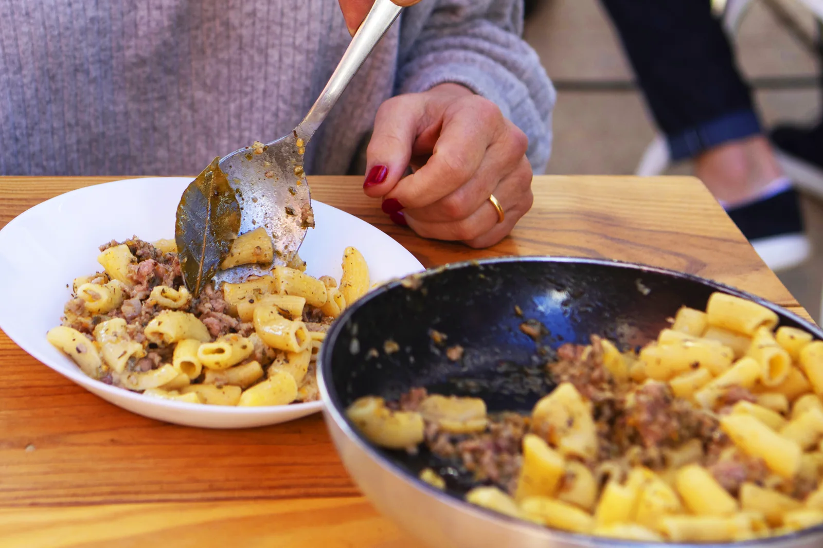 Maccheroni al ragù di prosciutto di Parma at Aqafarina